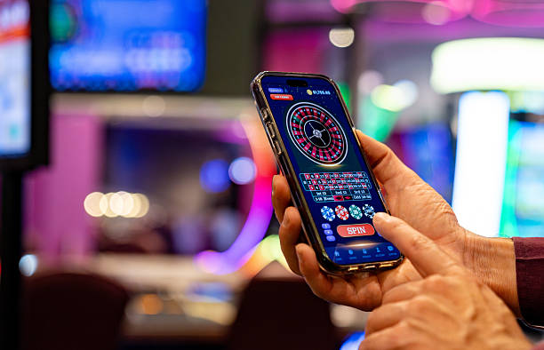 tunas mobile app installation options on Android, iOS, and web